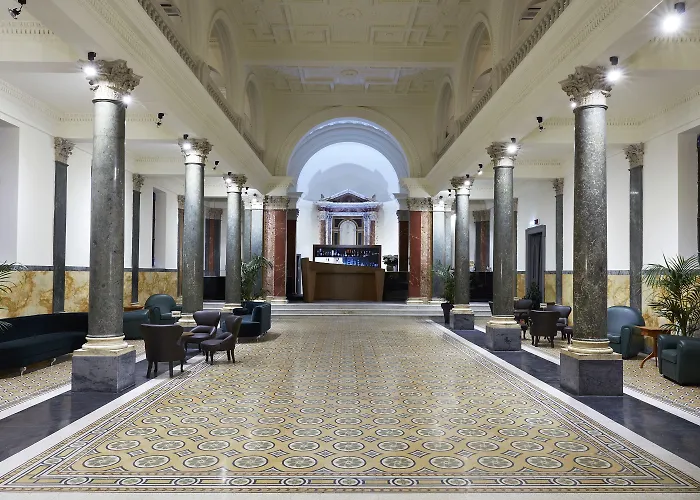 Hotel The Building Roma